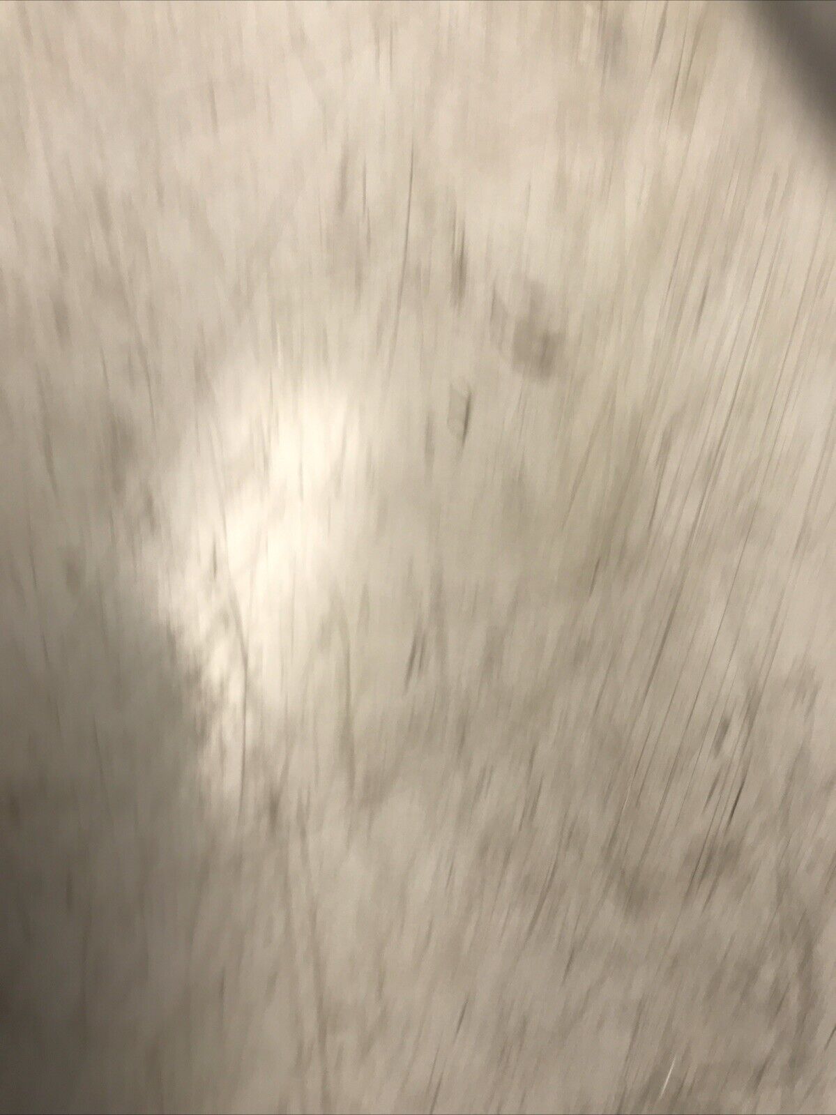 5674686