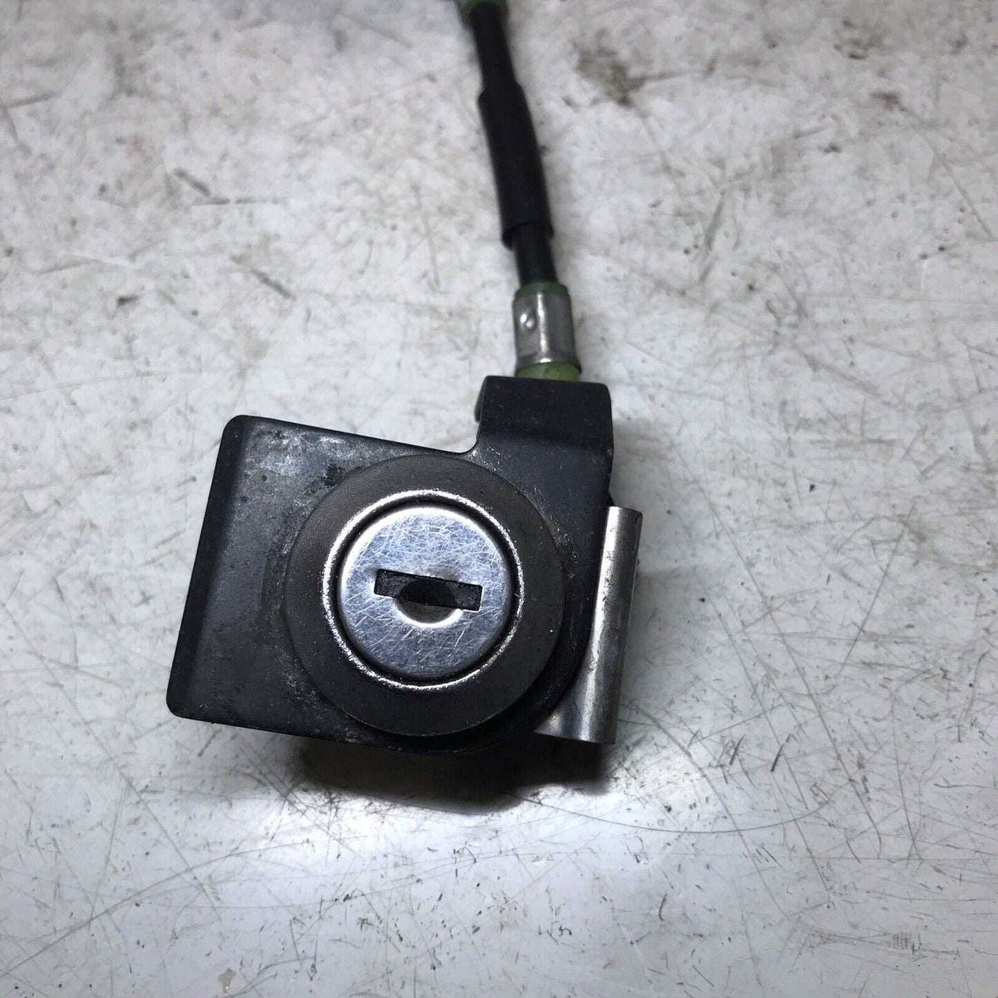 5674961