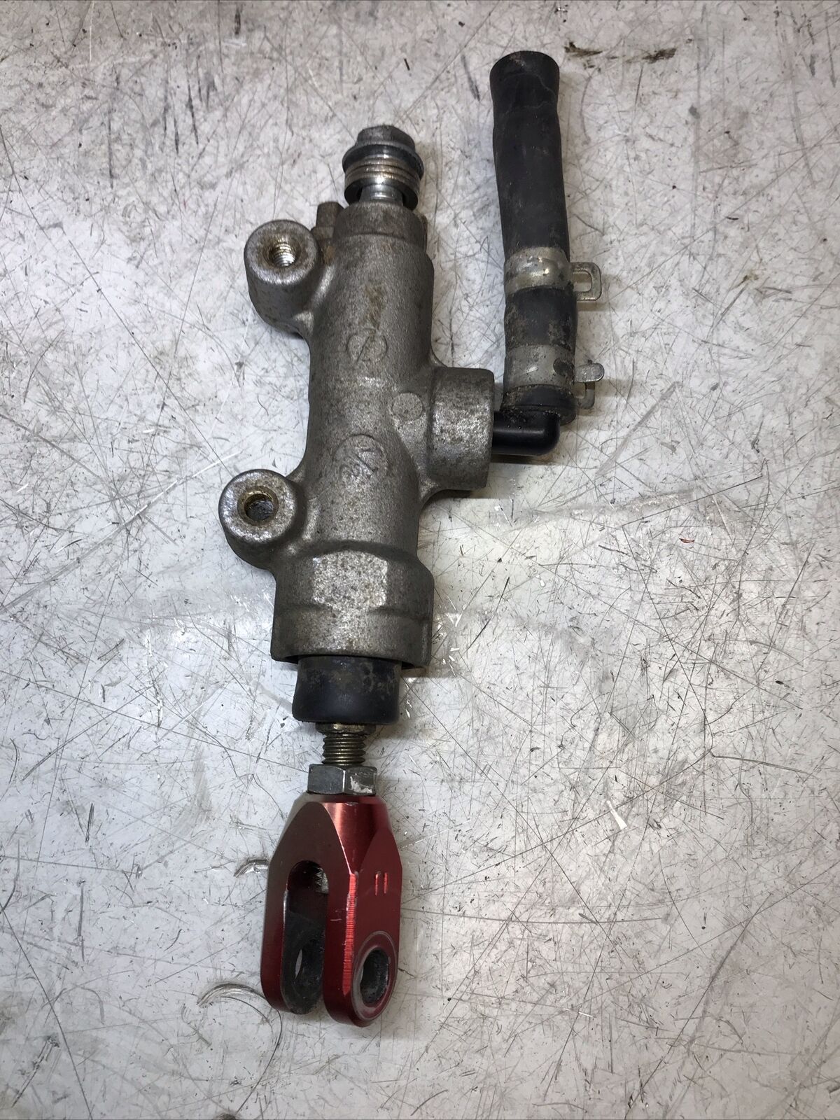 5674540