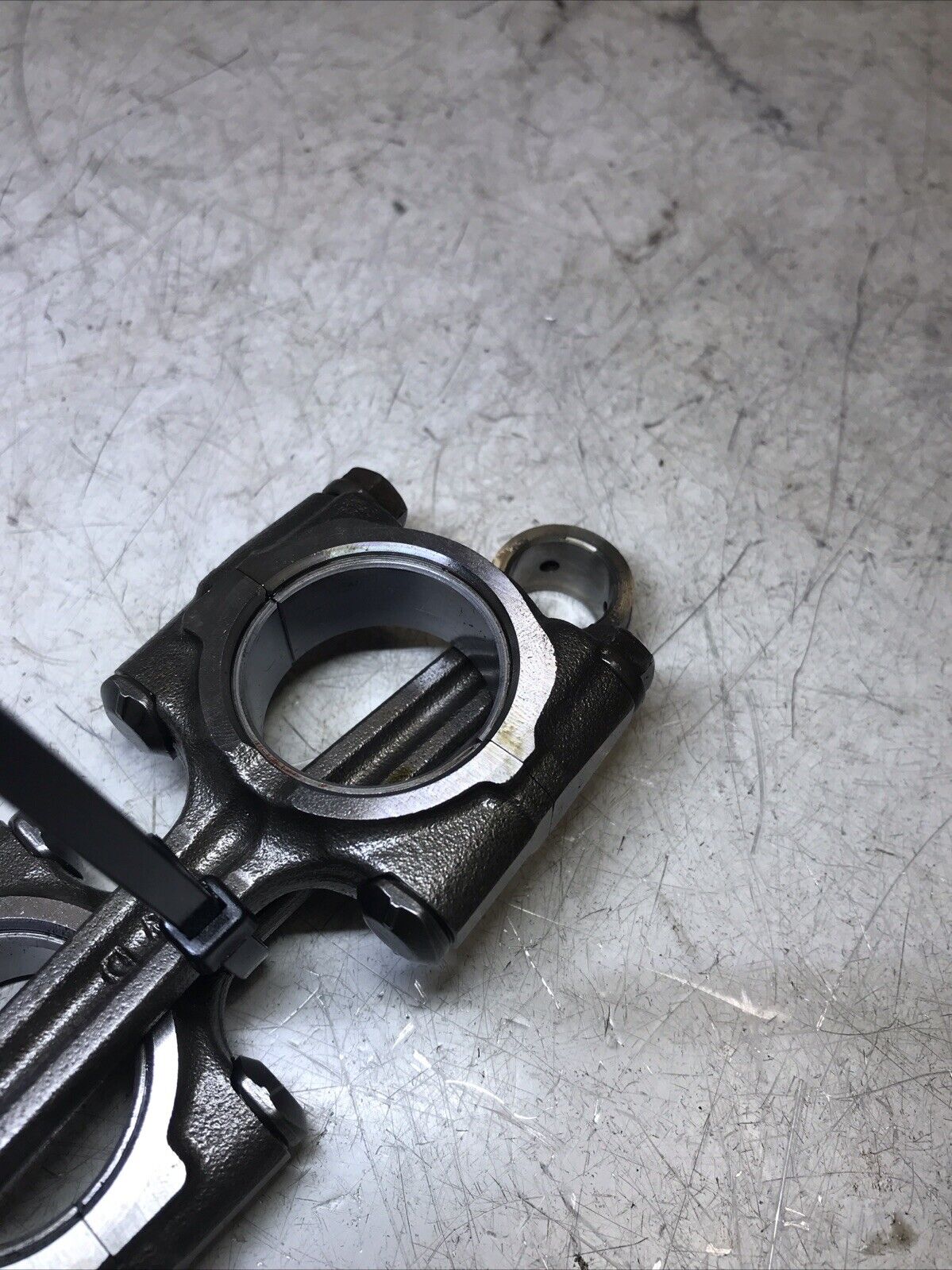 5674927