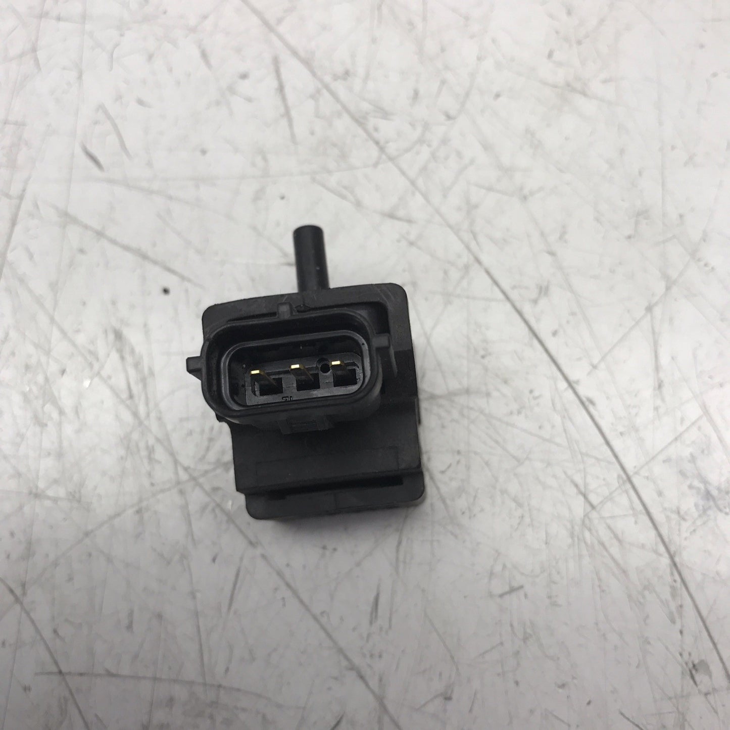 8850060