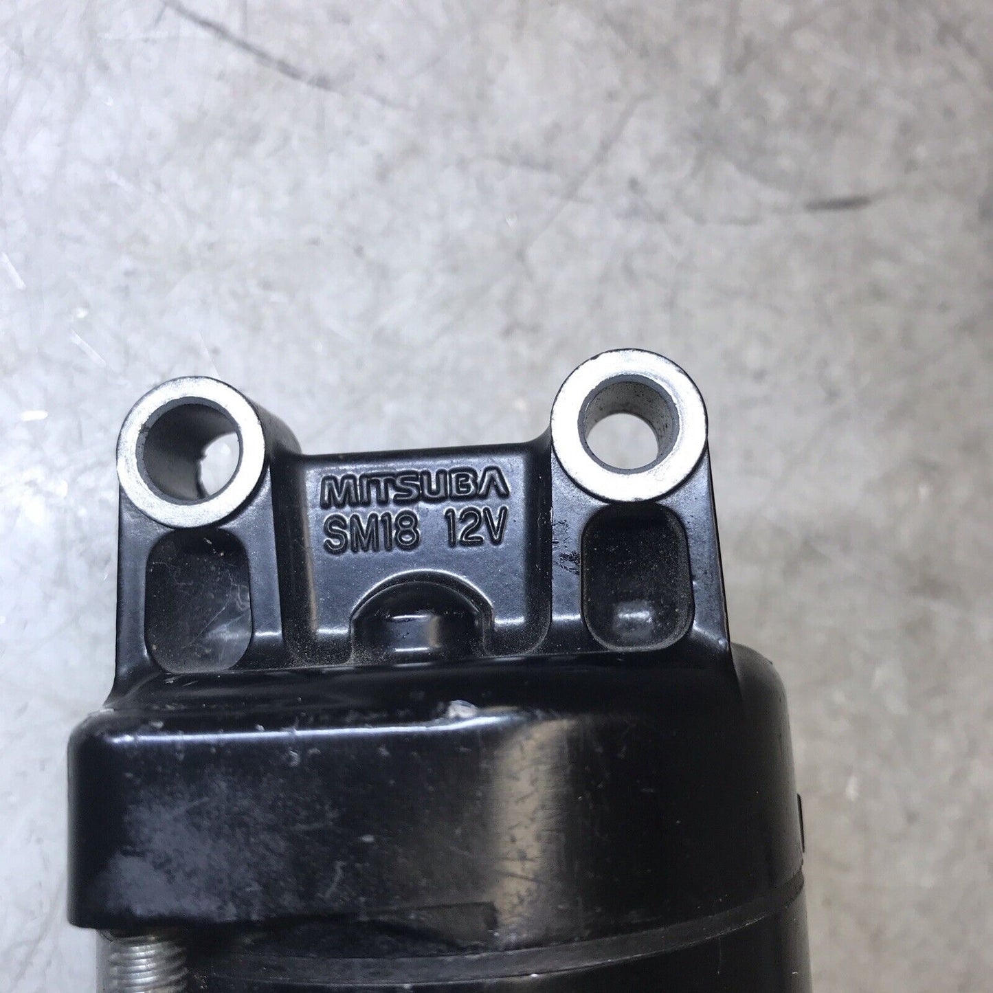 5674904