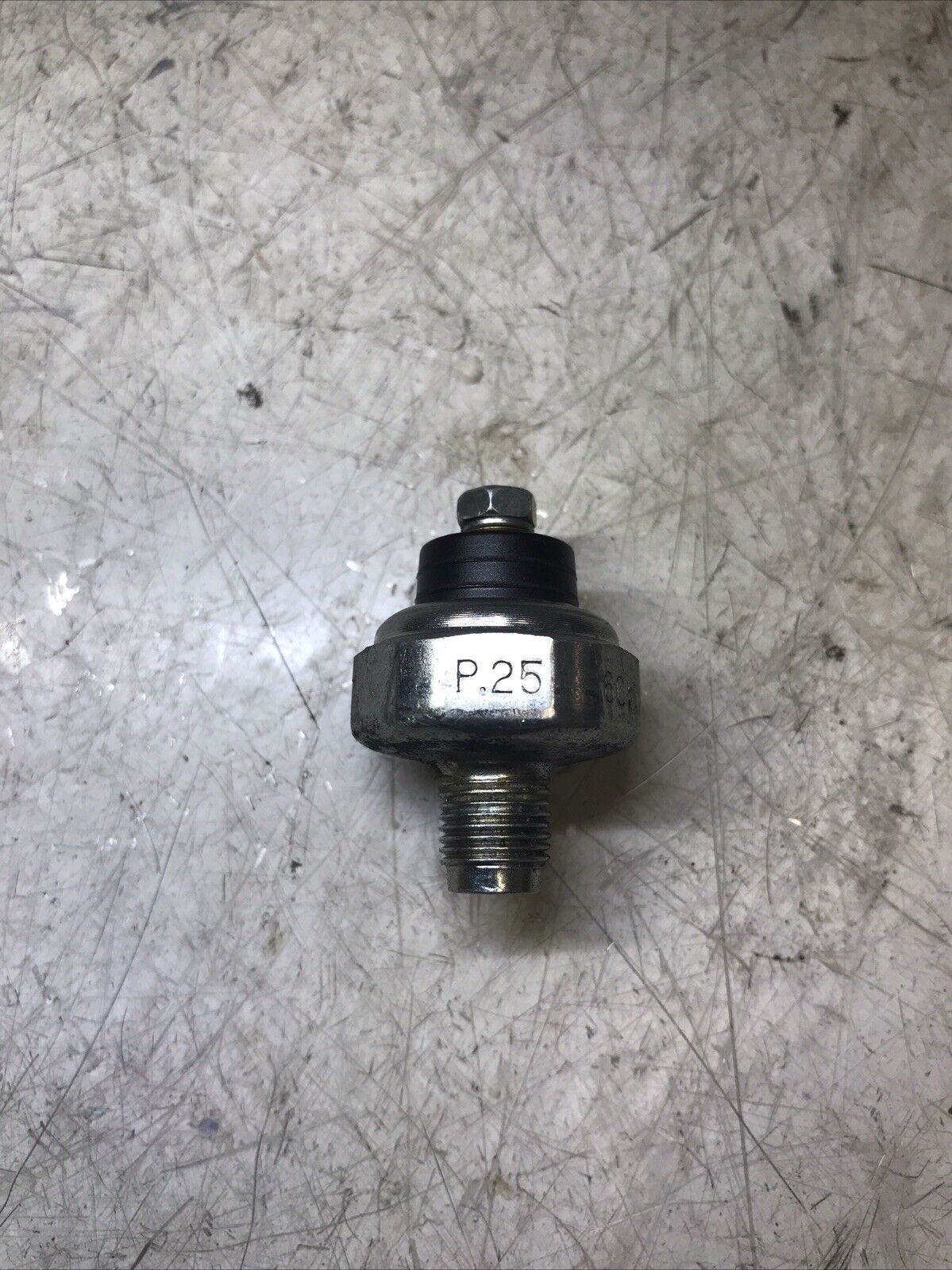 5674319