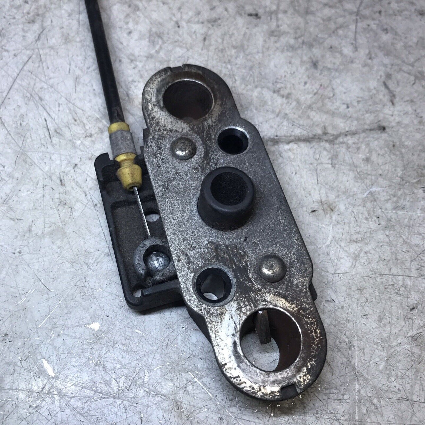 5674437