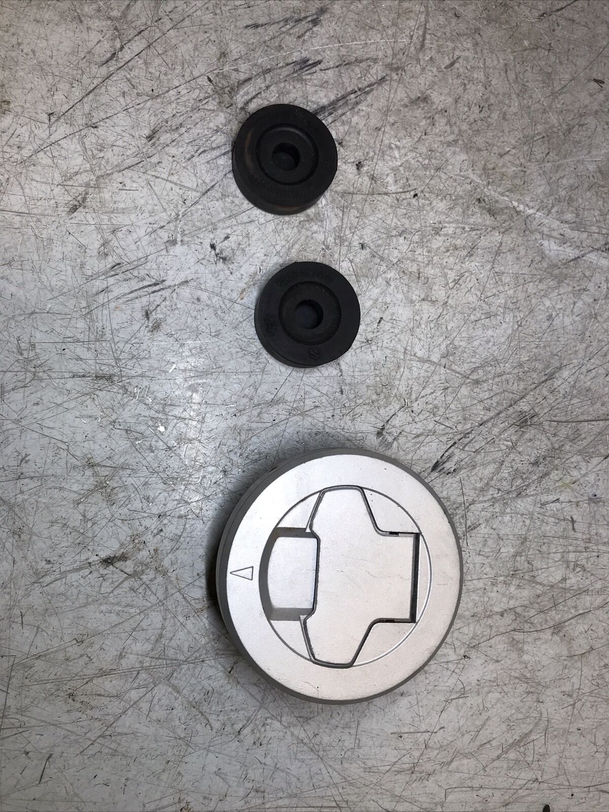 5674818