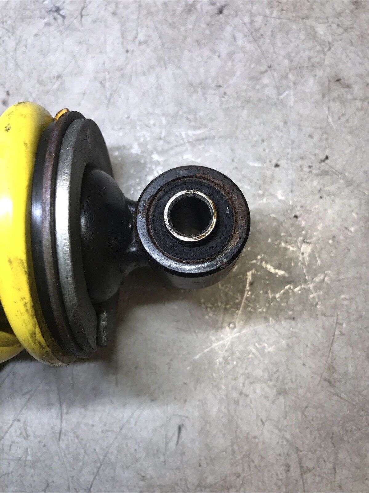 5674950