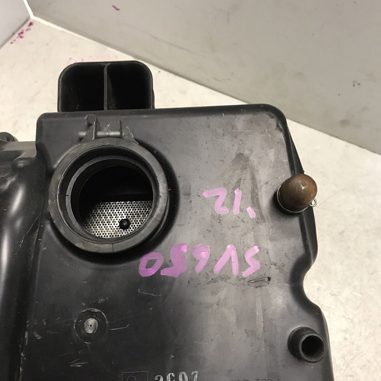 5674941