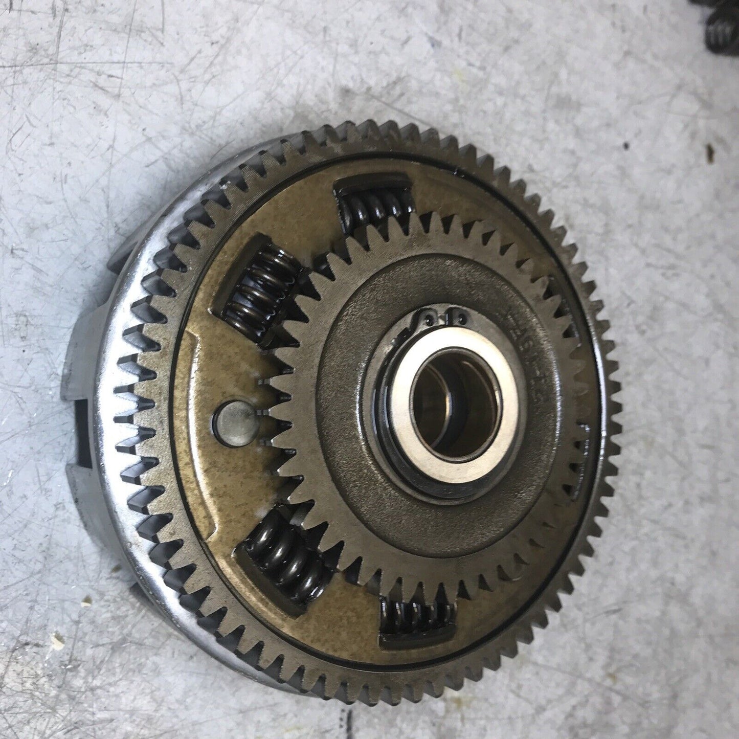 5674515