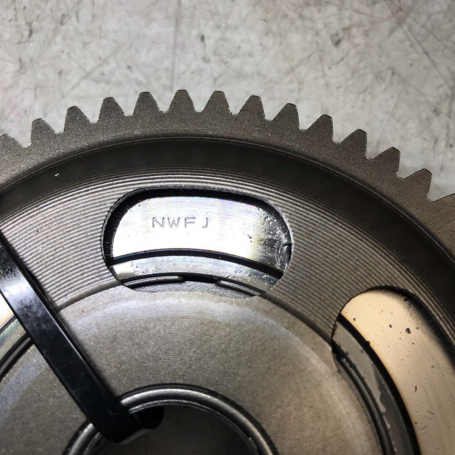 5674473