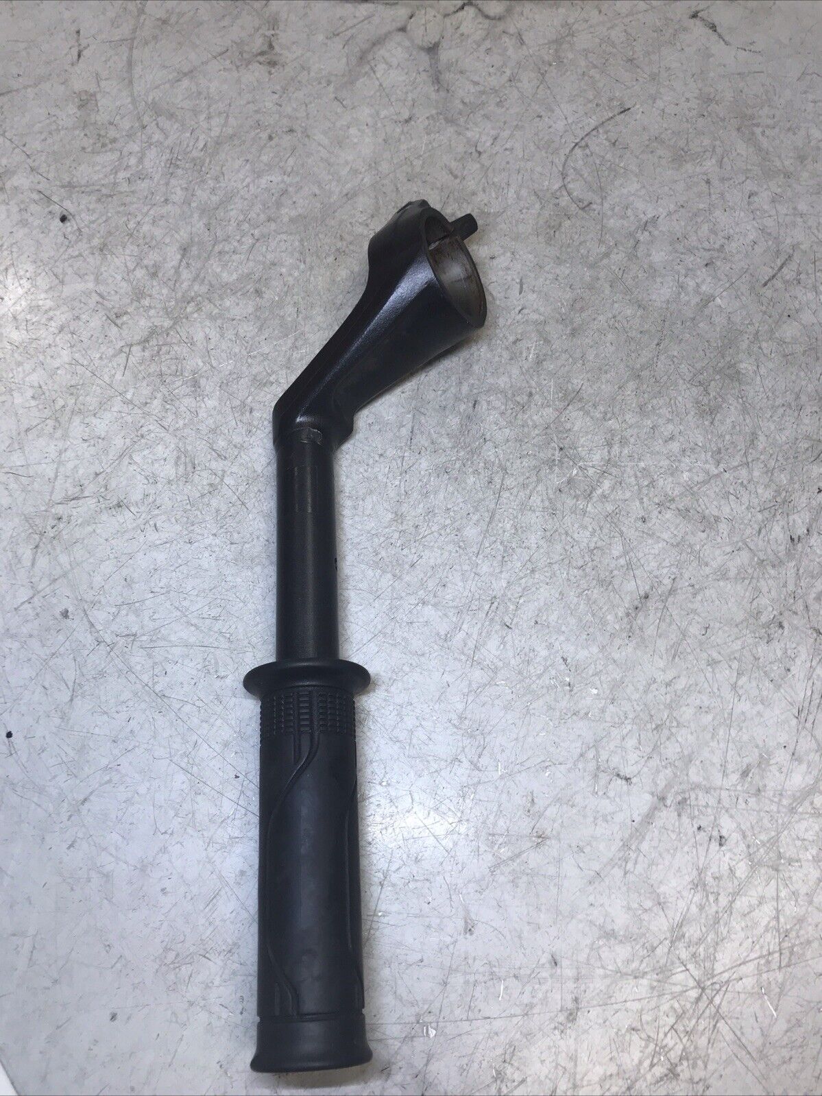 5674500