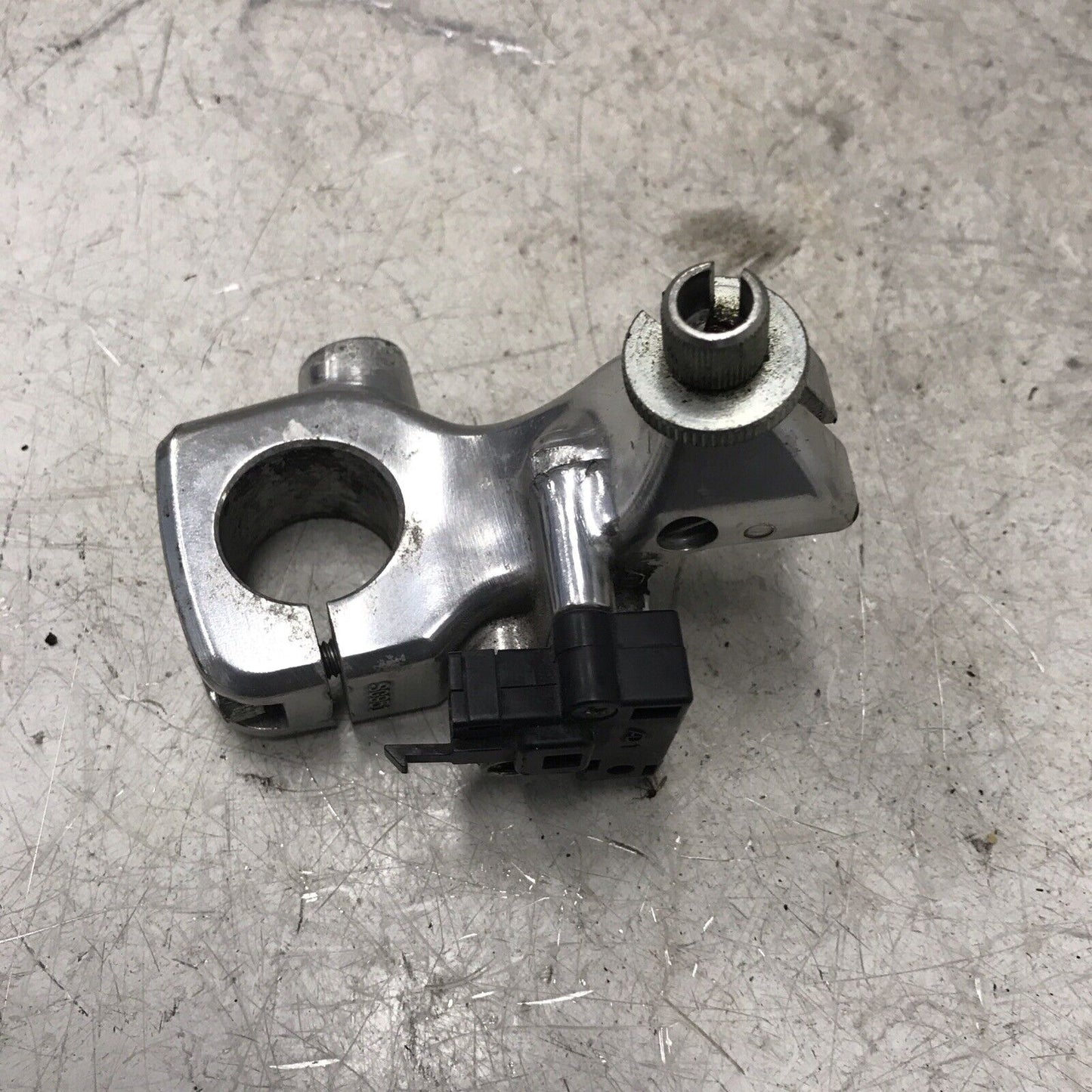5674758