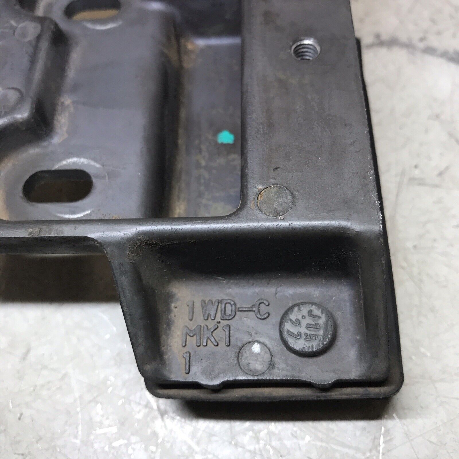 5674592