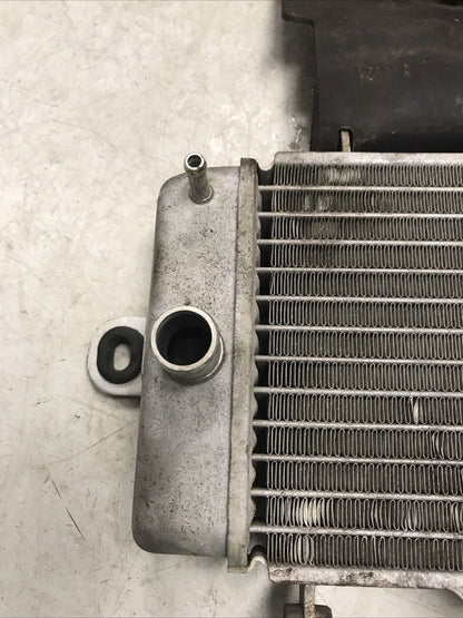 5674933