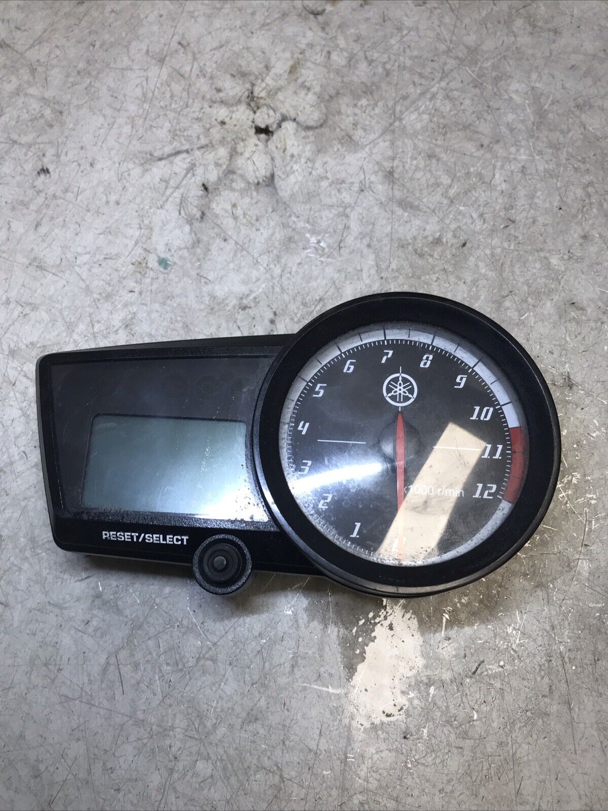 5674958