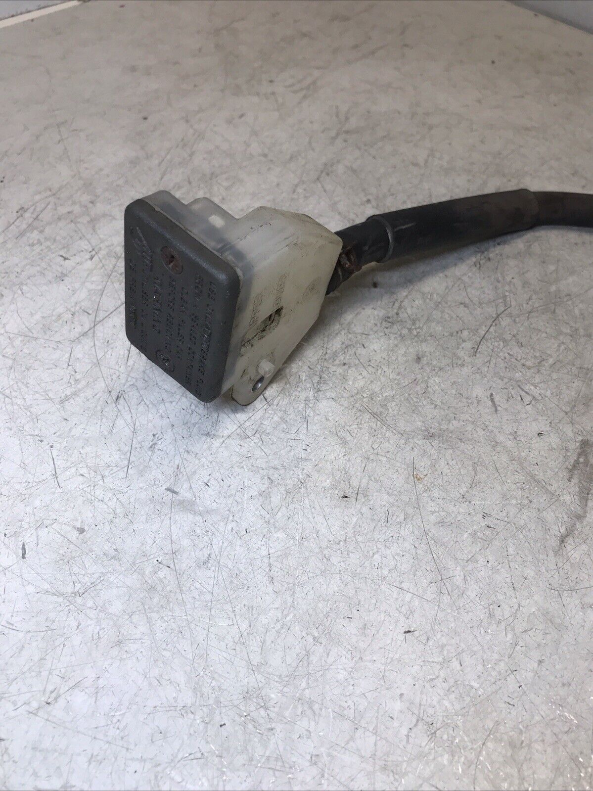 5674557