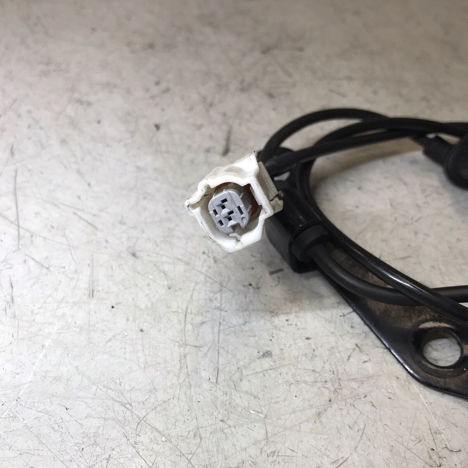 5674586