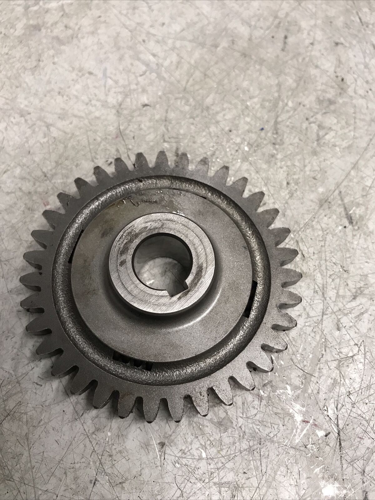 5674787