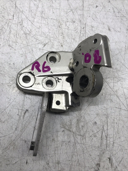 9035772