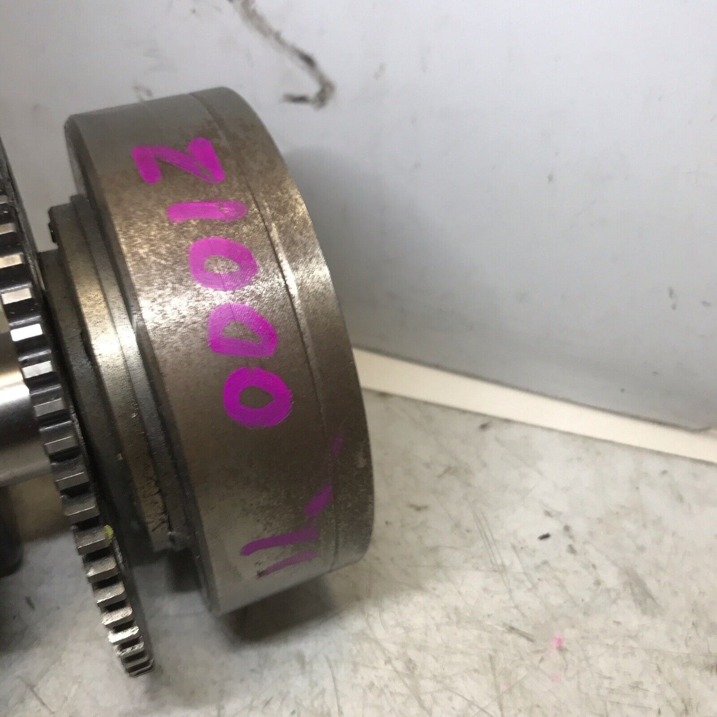 5674911