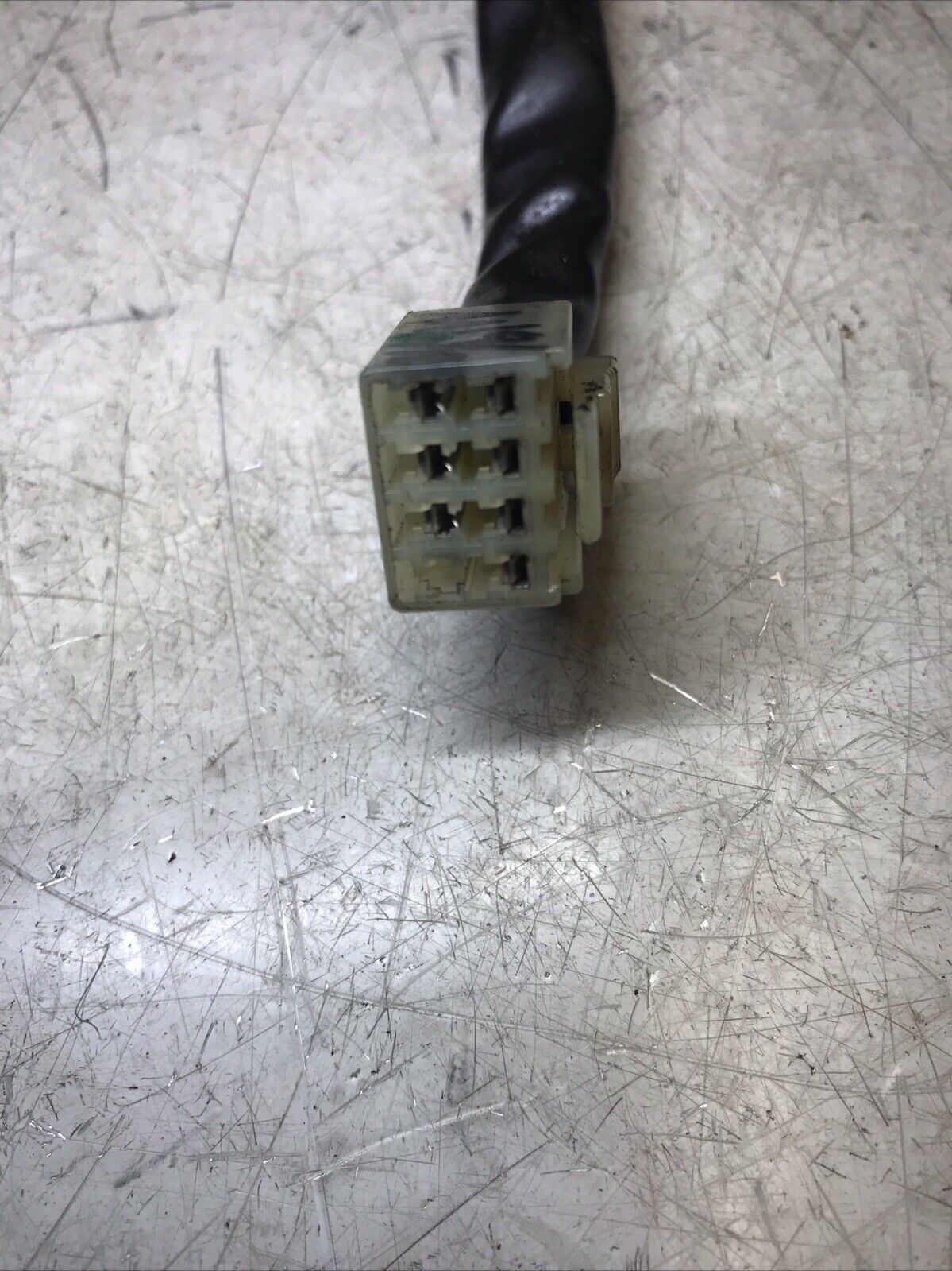 5674923