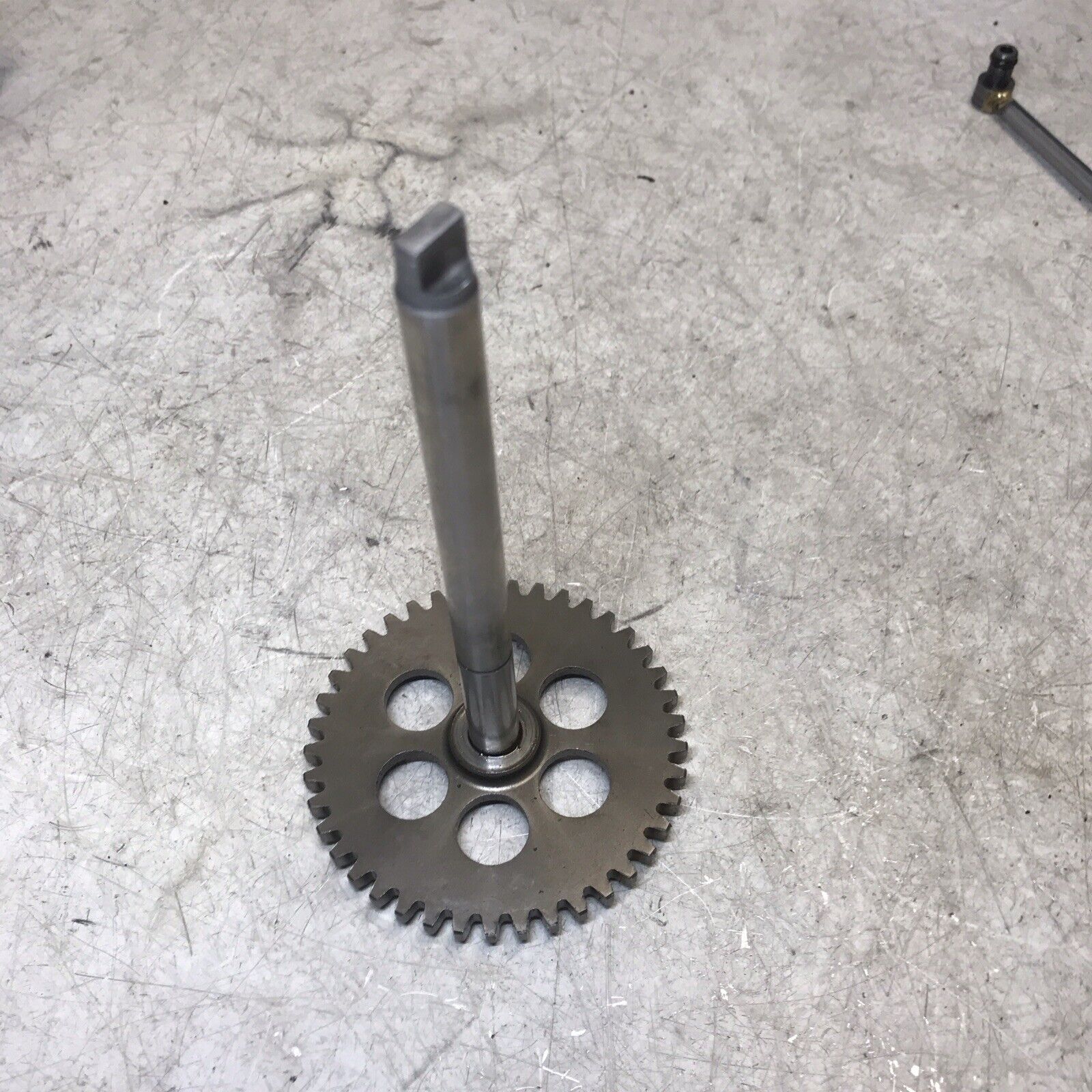 5674910