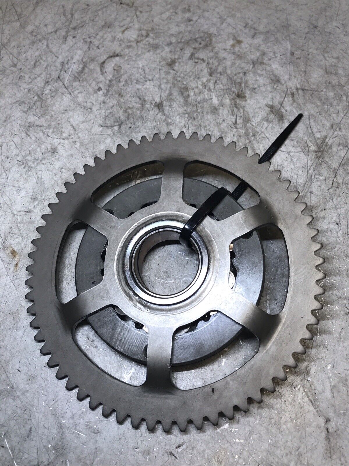 5674757