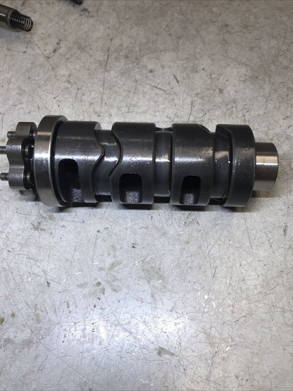 5674931