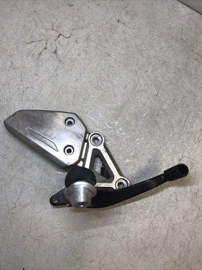 5674627