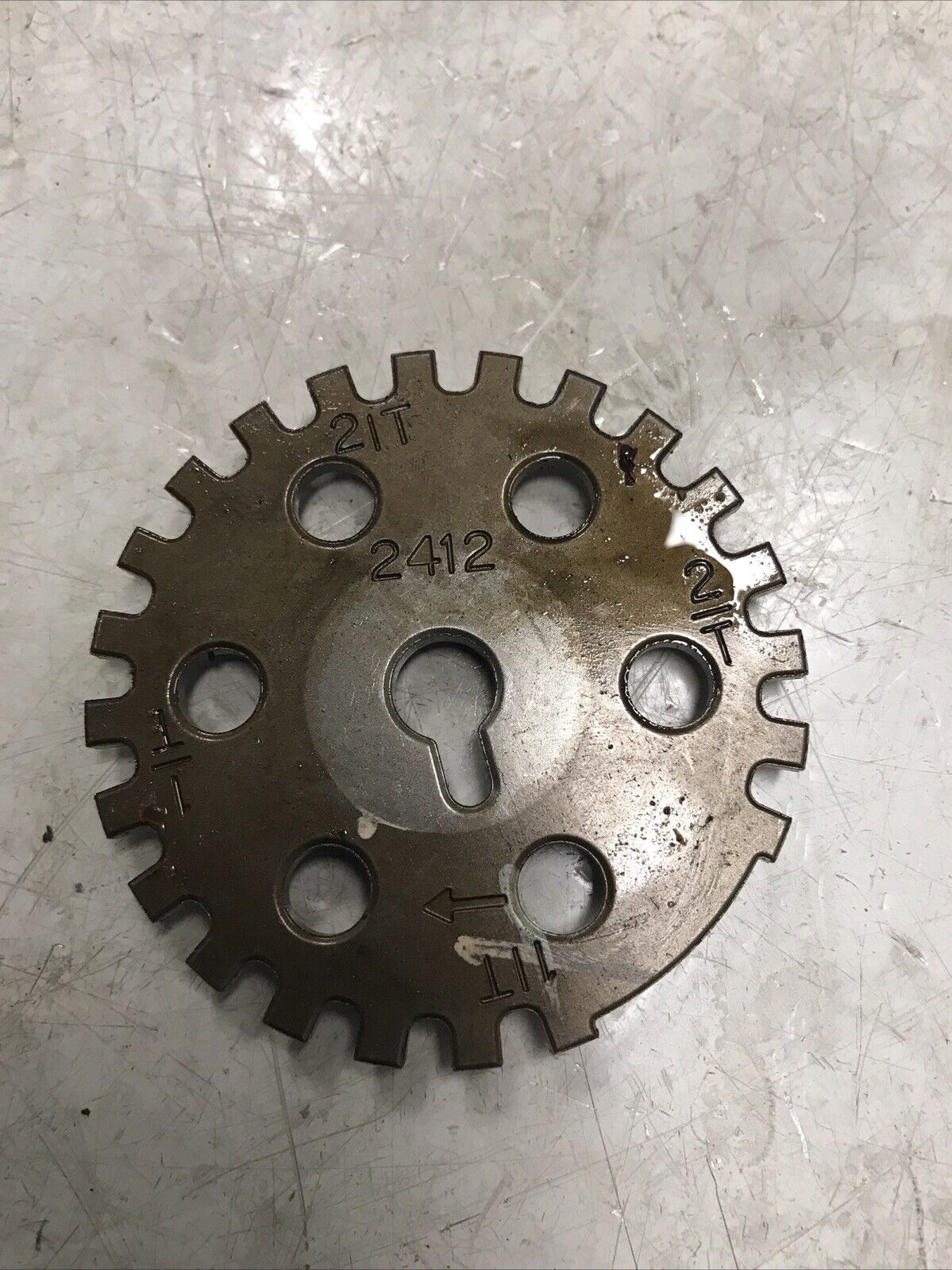 5674458