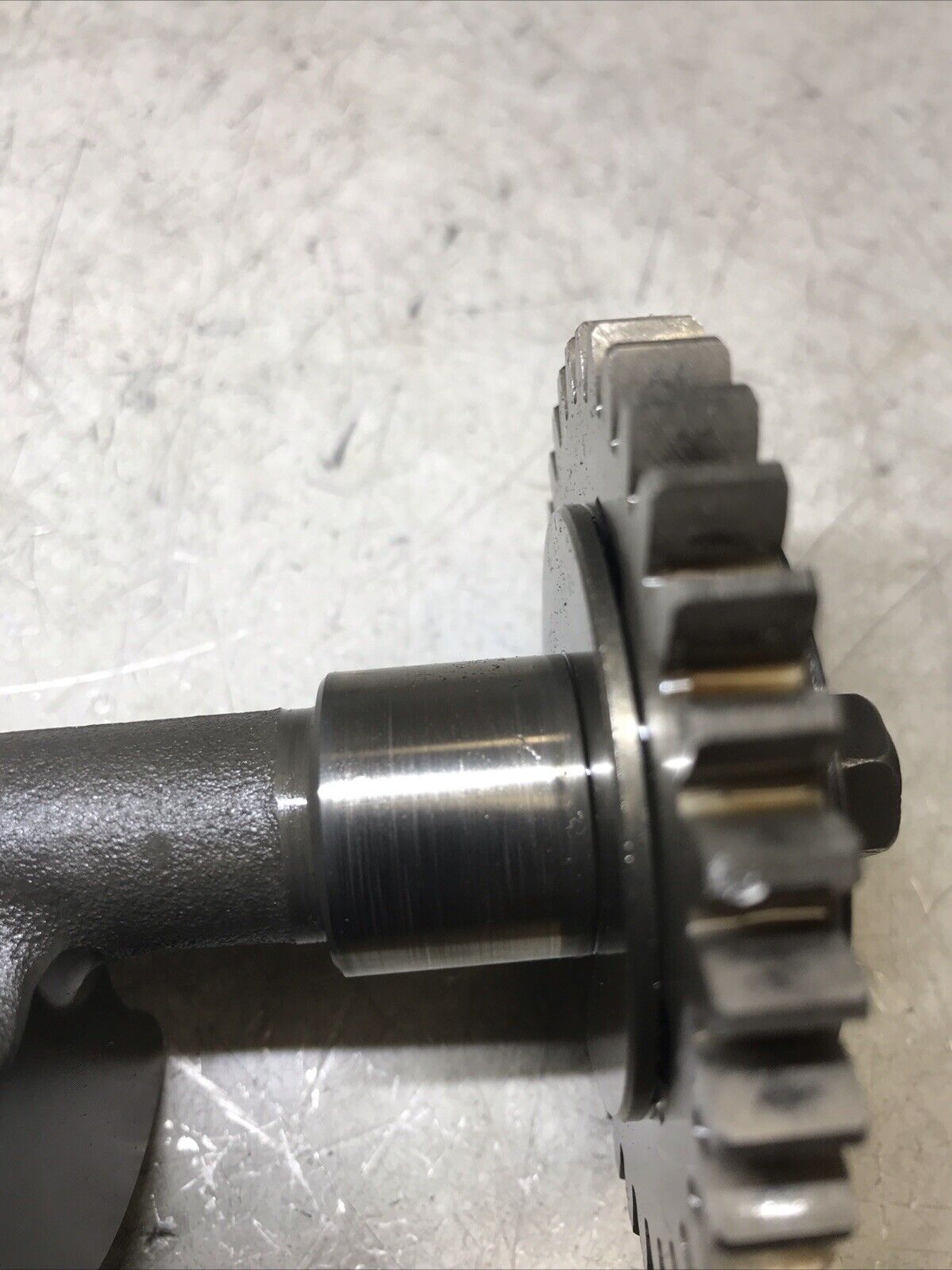 5674764