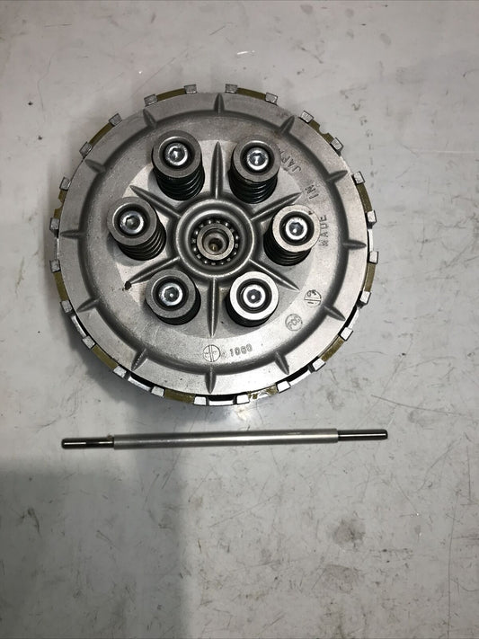 5675015
