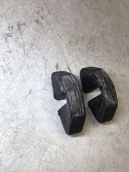 5674743