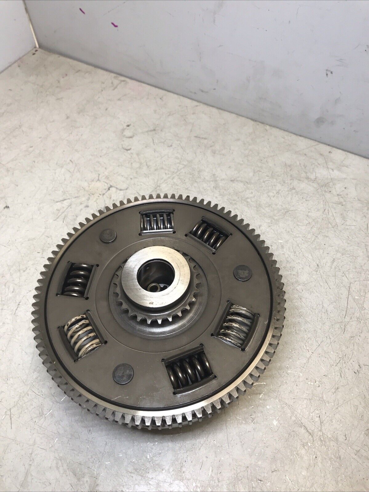 5674447