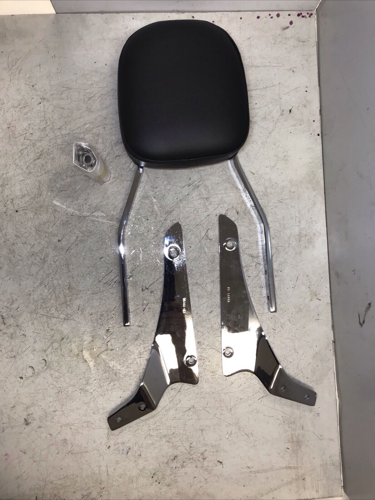 5674815