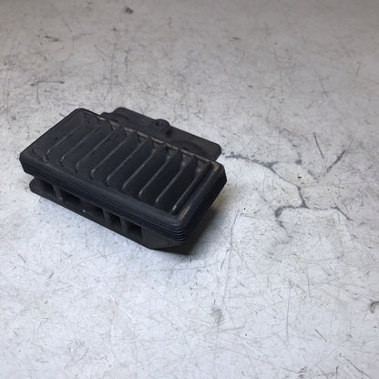 5674592