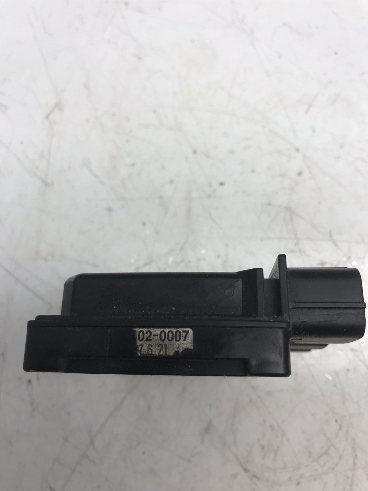 8890274