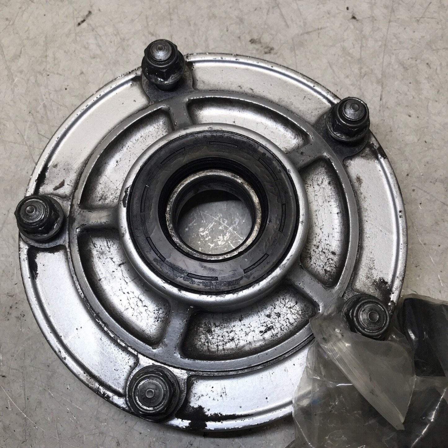 5674708
