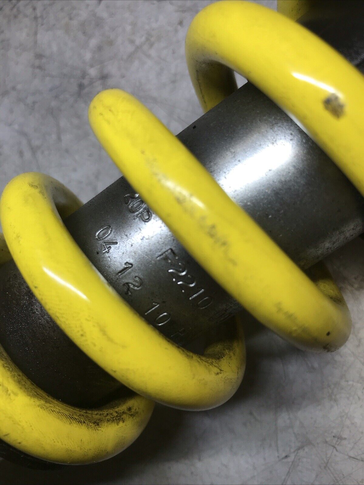 5674950