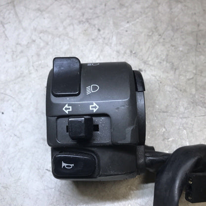 5674883