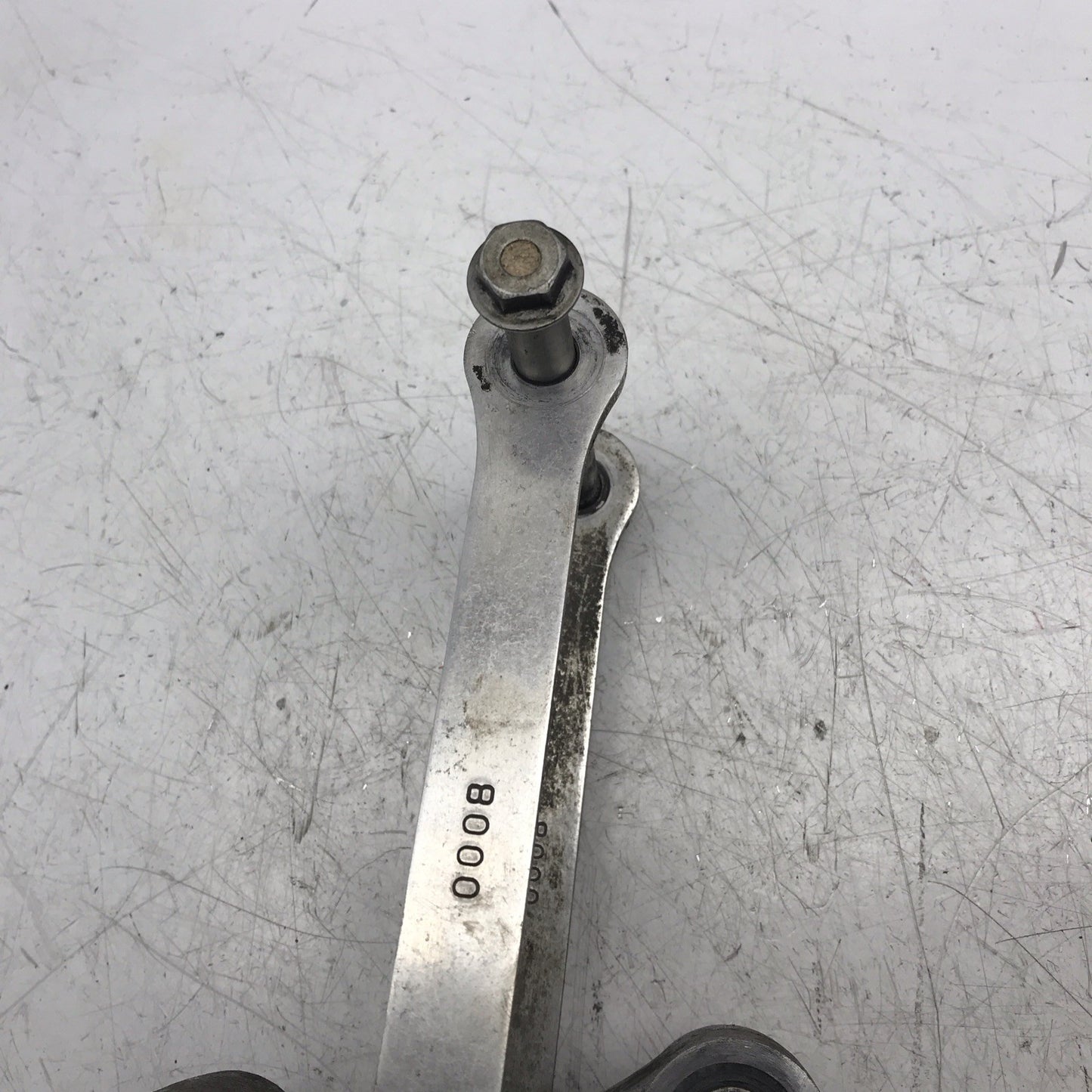 8945916