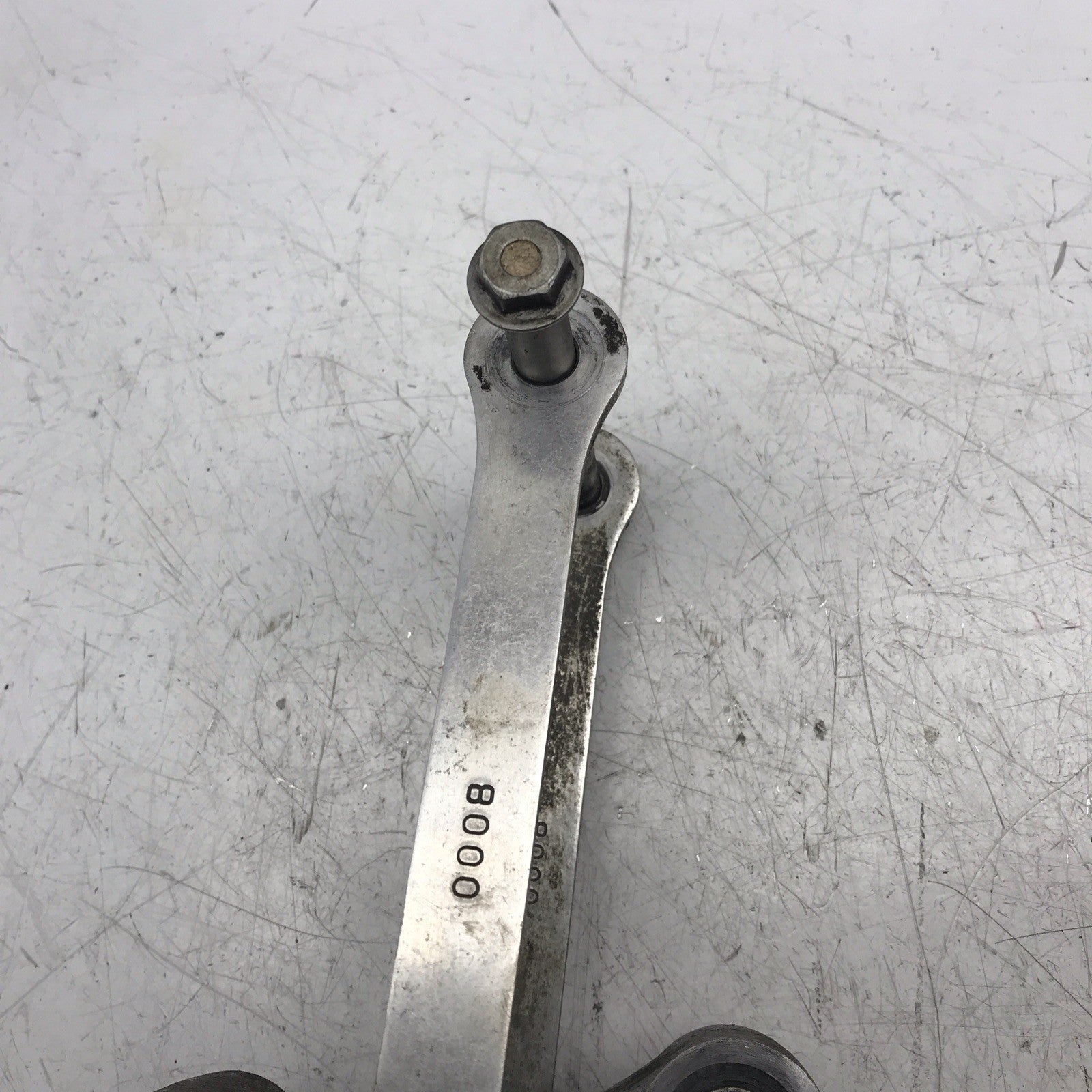 8945916