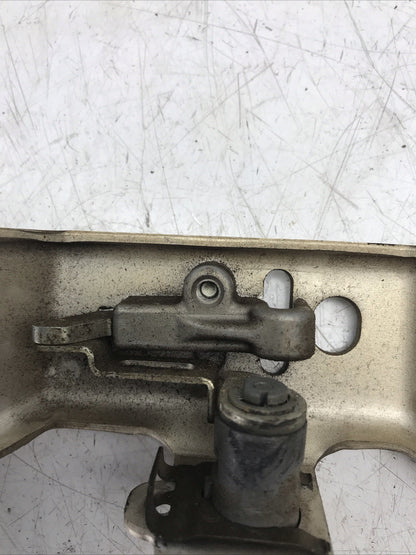 8877170