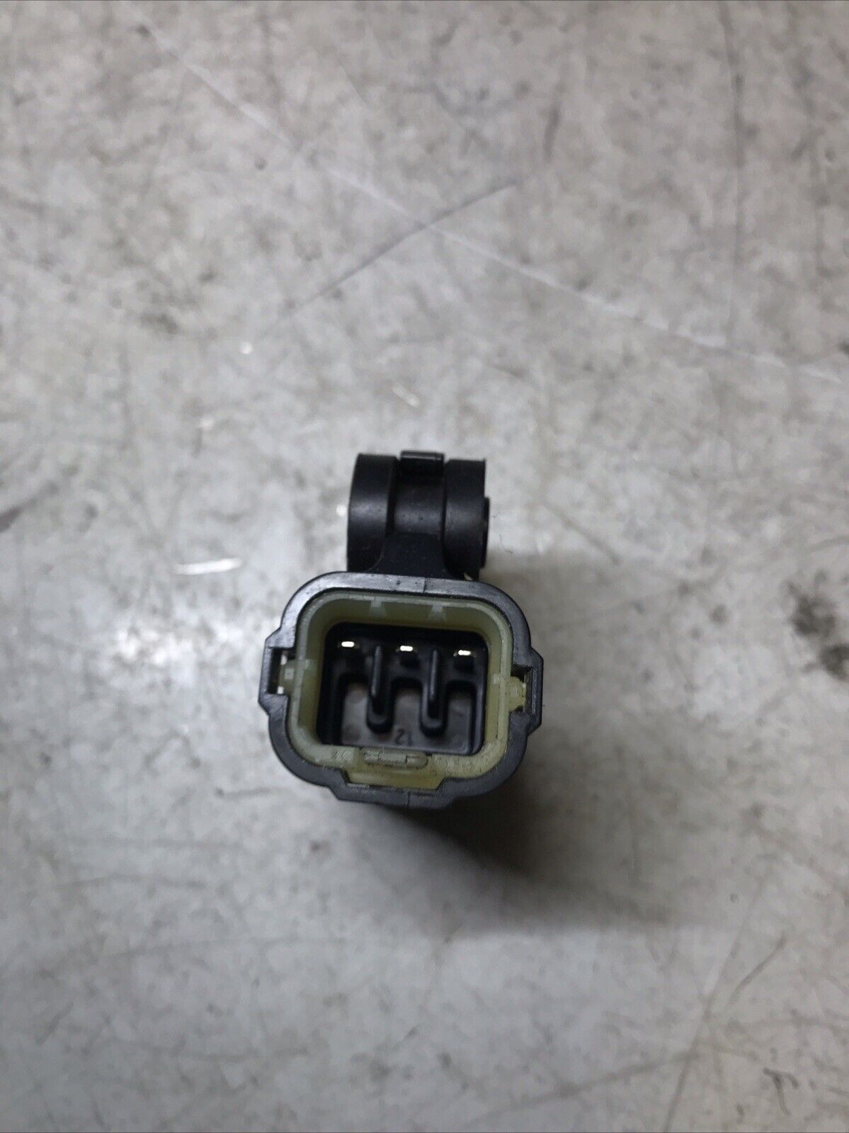 5675008