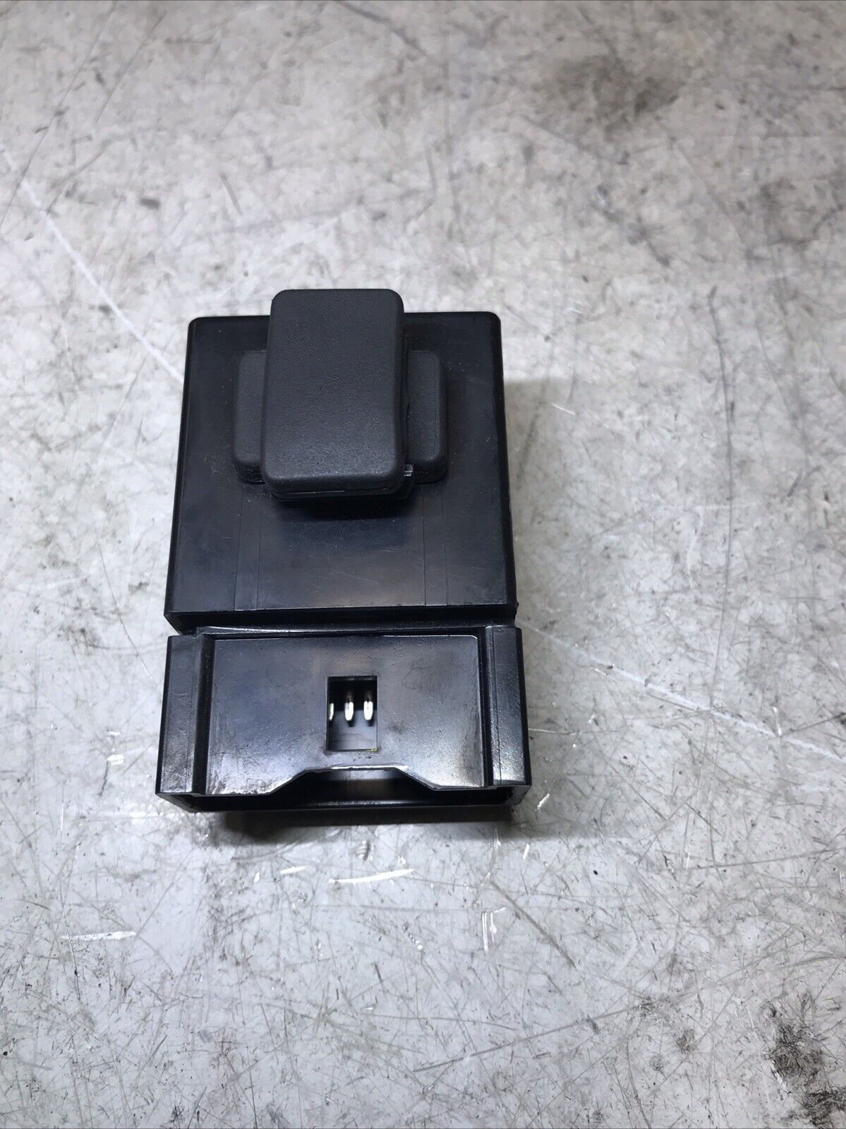 5675011