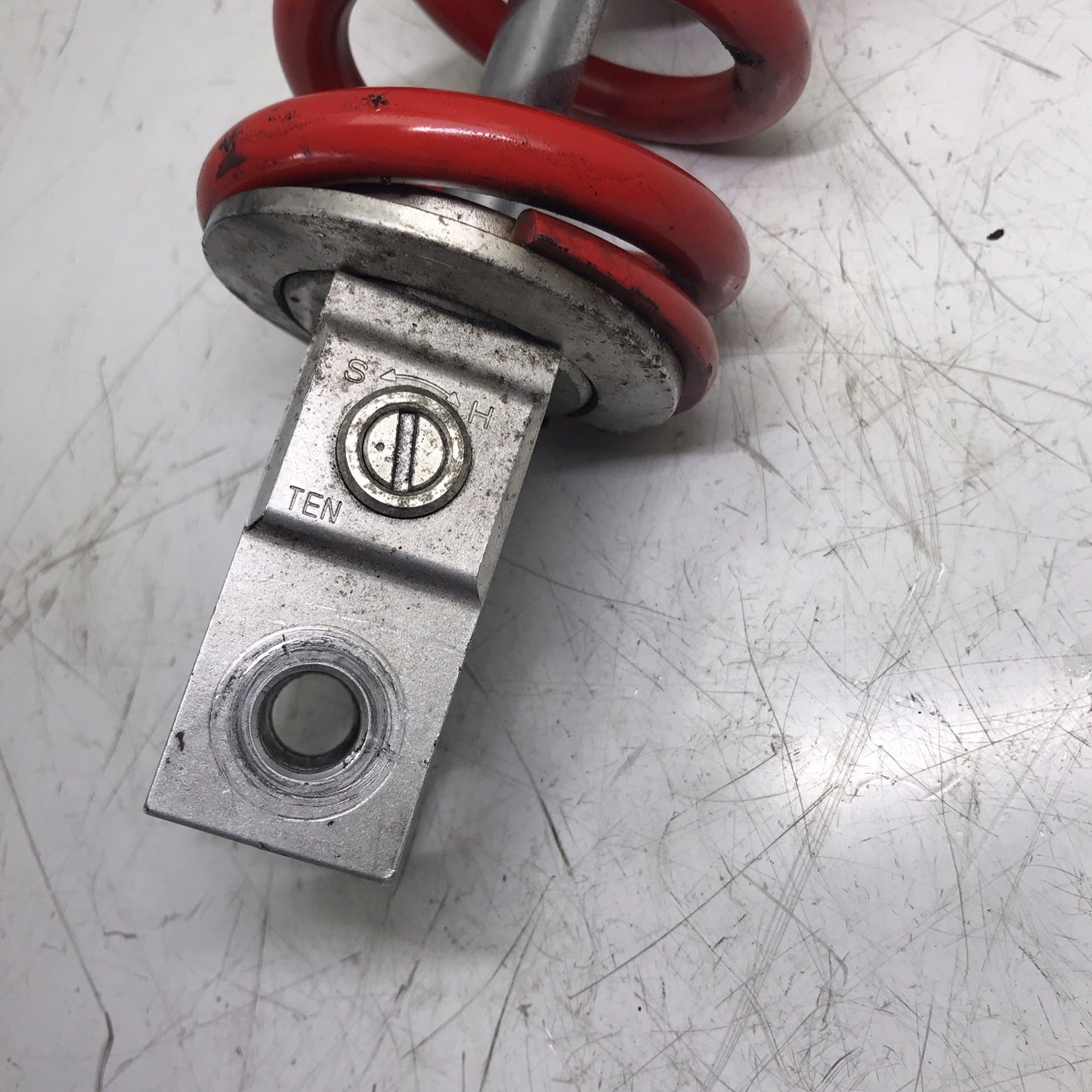 8682805
