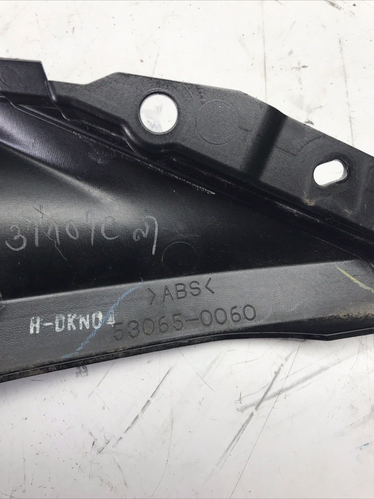 8609404