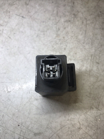 5674498