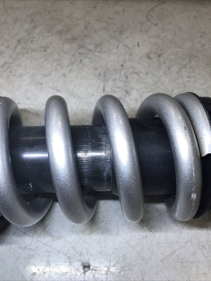 5675018