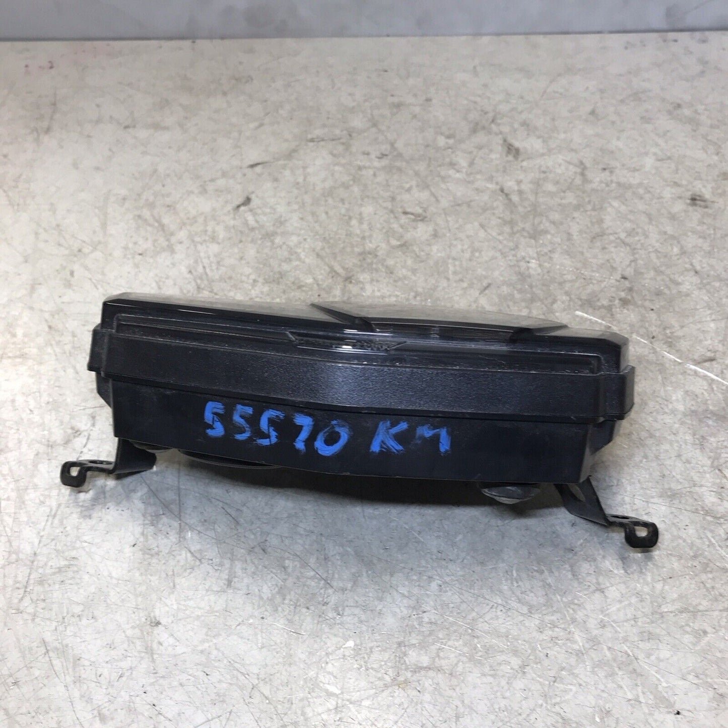 5674551