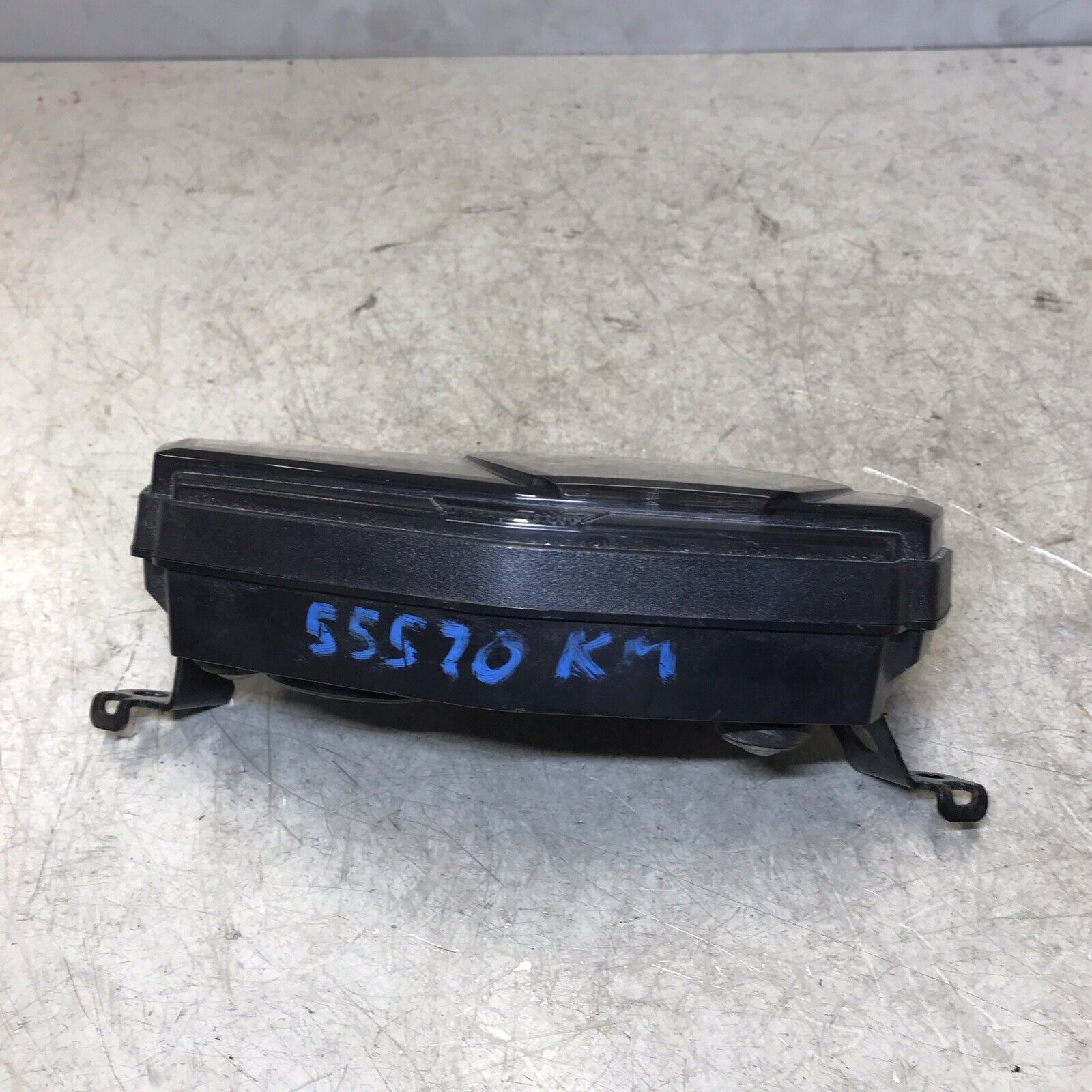 5674551